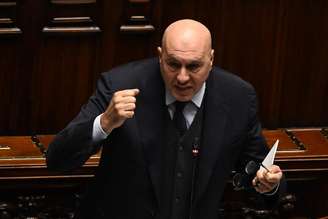 Crosetto durante discurso na Câmara dos Deputados da Itália nesta quinta