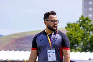 Hecton, preparador físico