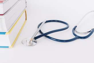 Cursos de Medicina devem ser punidos após avaliação ruim no Enamed