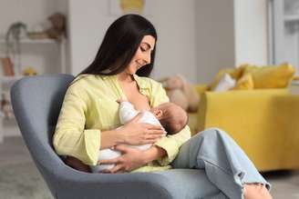 Informações práticas e acolhedoras tornam a amamentação mais confortável e prazerosa