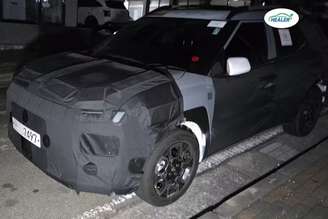 Novo Hyundai Bayon flagrado em testes na Coreia do Sul