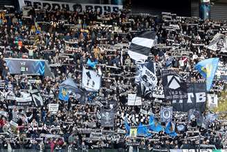 Torcida da Udinese que foi apoiar a equipe na partida contra a Internazionale