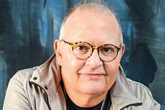 Guilherme Arantes comemora 50 anos de carreira