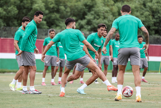 Fluminense treinando pela manhã