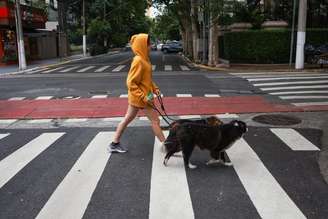 Registro de dia frio durante o verão na cidade de São Paulo.