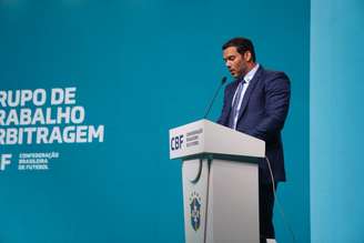 Samir Xaud durante anúncio de programa de profissionalização de arbitragem