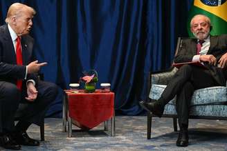 Trump e Lula durante reunião na Malásia, em outubro