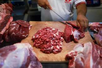 Comissão Europeia retirou o país da lista de exportadores autorizados a vender animais e produtos de origem animal por descumprir regras sobre o uso de antimicrobianos