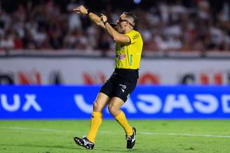 João Vitor Gobi no jogo entre São Paulo e Santos