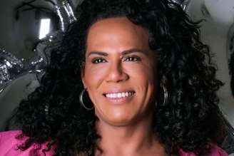 Multiartista Valéria Barcellos posa para ensaio fotográfico