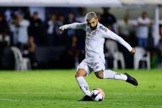 Gabigol (Santos) durante jogo contra o Corinthians, no dia 22.01.2026