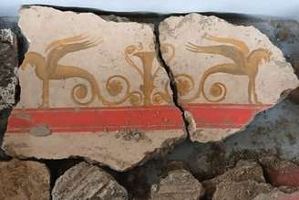 Decoração em cômodo de Villa Sora revela requinte