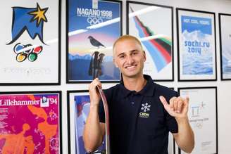 Retrato do snowboarder suíço naturalizado brasileiro Pat Burgener, que vai representar o Brasil na Olimpíada de Inverno.