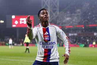 Endrick marcou um dos gols da vitória por 2 a 0 sobre o Laval