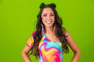 Não é preciso dominar técnicas mirabolantes para garantir um visual bonito do começo ao fim do dia