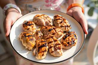 lauracrisbasianu/Shutterstock