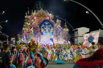 Rosas de Ouro é a atual campeã do carnaval de São Paulo.