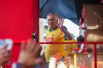 Carlo Ancelotti curte camarote em Salvador 