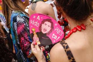 Concentração do bloco Tarado Ni Você; festa celebra o cinema nacional.