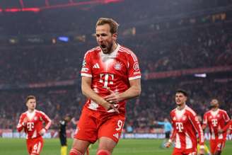 Harry Kane comemorando um gol pelo Bayern de Munique — 
