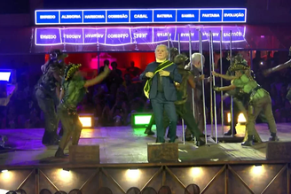 Temer se manifestou sobre como foi retratado no desfile