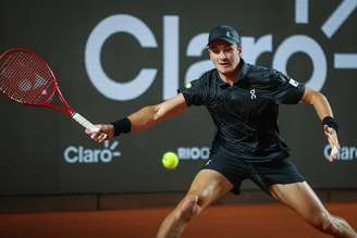 João Fonseca enfrentou o peruano Ignacio Buse nas oitavas de final do Rio Open.