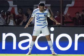 Bruno Rodrigues estreia com gol e recebe elogios de Tite.