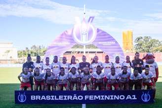 Jogadoras das Bragantinas. 