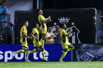 Santos e Mirassol pelo Campeonato Brasileiro (Photo by Ricardo Moreira/Getty Images)