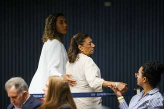 Mãe de Marielle Franco passou mal durante julgamento do caso no STF