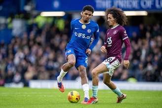Wesley Fofana, do Chelsea, e Hannibal Mejbri, do Burnley, foram alvo de ataques racistas após partida pela Premier League