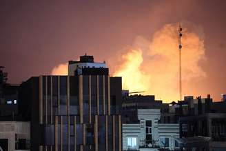 Explosões em Teerã atingiram histórico Palácio Golestan, patrimônio da humanidade pela Unesco