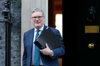 Starmer não citou diretamente EUA em violações do direito internacional