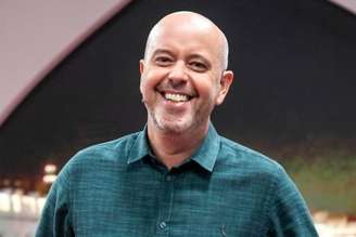 O jornalista e apresentador Alex Escobar está afastado da Globo por motivos de saúde