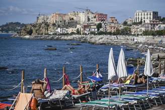 Orla de Pozzuoli, no litoral da Campânia