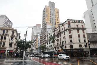 Projeto Boulevard São João pretende instalar painéis de LED para veicular anúncios na esquina das avenidas Ipiranga e São João, e tem sido apelidado de "Times Square paulistana".