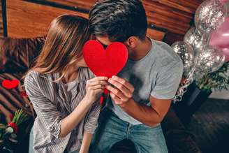 Confira dicas dos astros para os casais