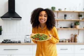 É possível se alimentar de maneira saudável sem carne vermelha
