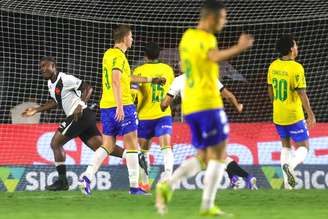 Vasco venceu o Palmeiras em São Januário, pelo Brasileirão.