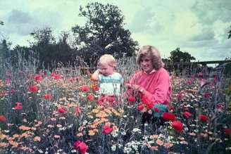 Príncipe homenageou Lady Di por ocasião do Dia das Mães