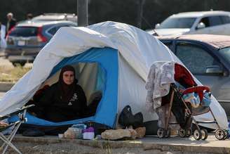 Milhares de pessoas estão alojadas em centros de acolhimento