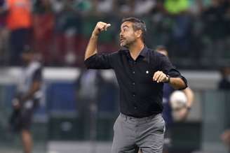 Artur Jorge tem acordo encaminhado para treinar o Cruzeiro