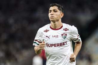 Savarino em Fluminense x Vasco no Maracanã