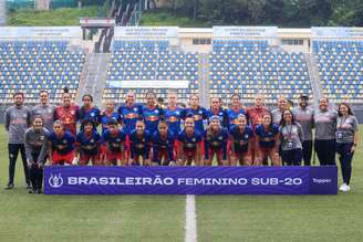 Jogadoras do time sub-20 das Bragantinas. 
