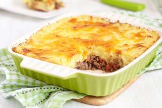 Escondidinho de mandioca com carne moída