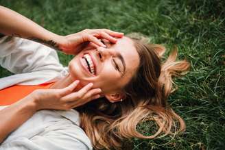 Encontrar equilíbrio entre ego, relações e propósito é o caminho para uma vida mais plena e feliz