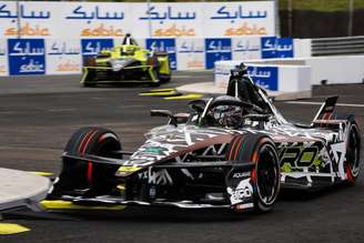 Dan Ticktum lidera treino livre em Jarama, Madri