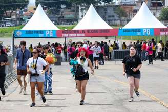 Público chega animado para o terceiro e último dia do Lollapalooza 2026