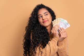 Confira como fazer uma poderosa simpatia de prosperidade