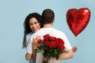 Aprenda rituais simples com rosas para atrair seu amor